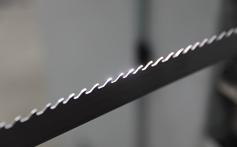 济源双金属带锯条产生切削噪音的原因具体有哪些？
